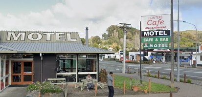 Hunters Cafe and Motel